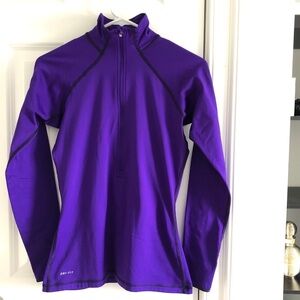 Nike Pro 1/2 Zip Pullover Long sleeve Sweatshirt in Purple Size Small